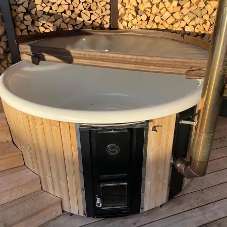 Private With Sauna And Hot Tub *